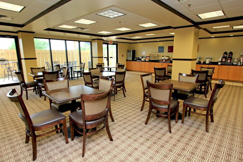 Comfort Suites Austin Airport מראה חיצוני תמונה