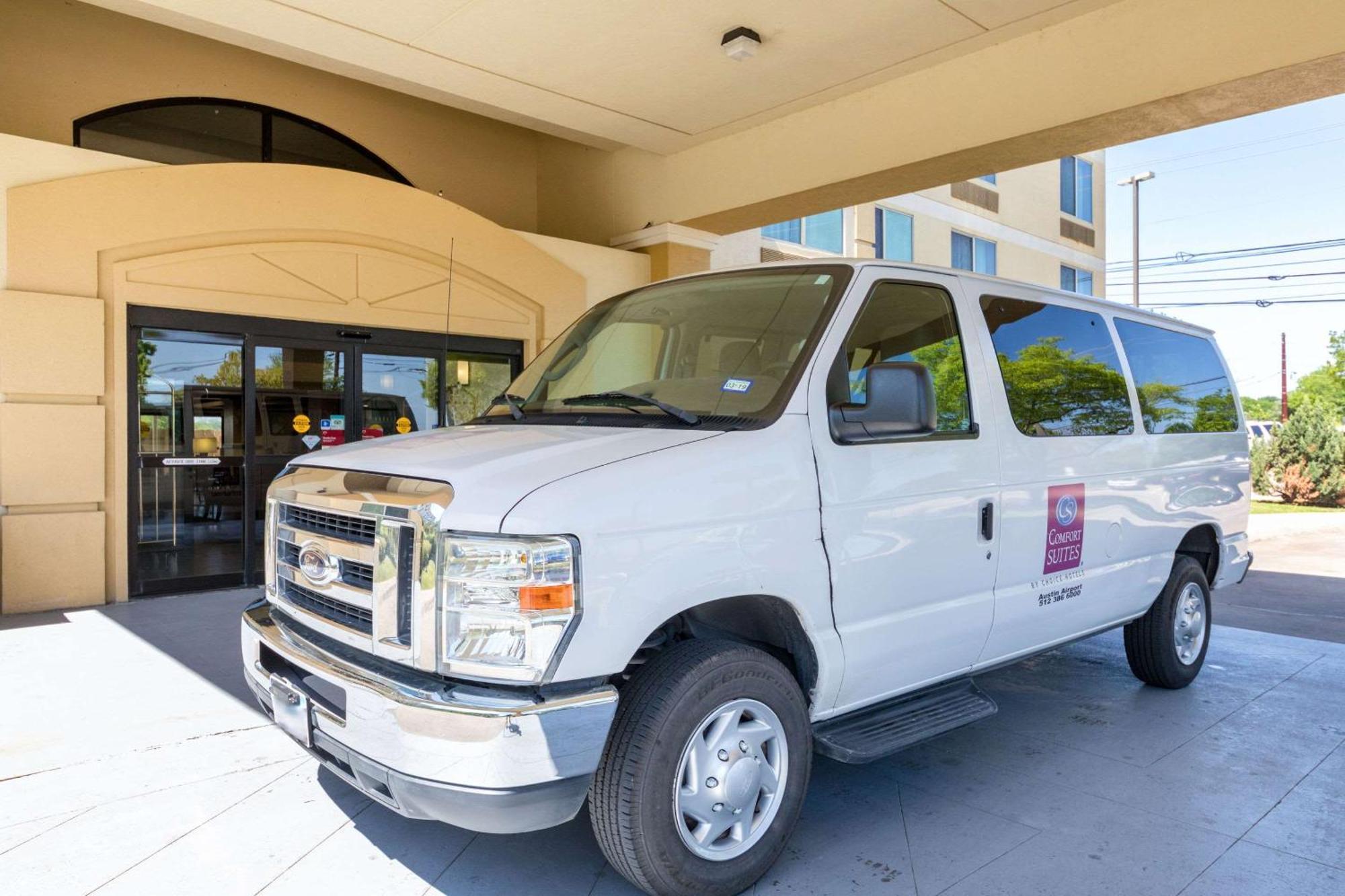 Comfort Suites Austin Airport מראה חיצוני תמונה