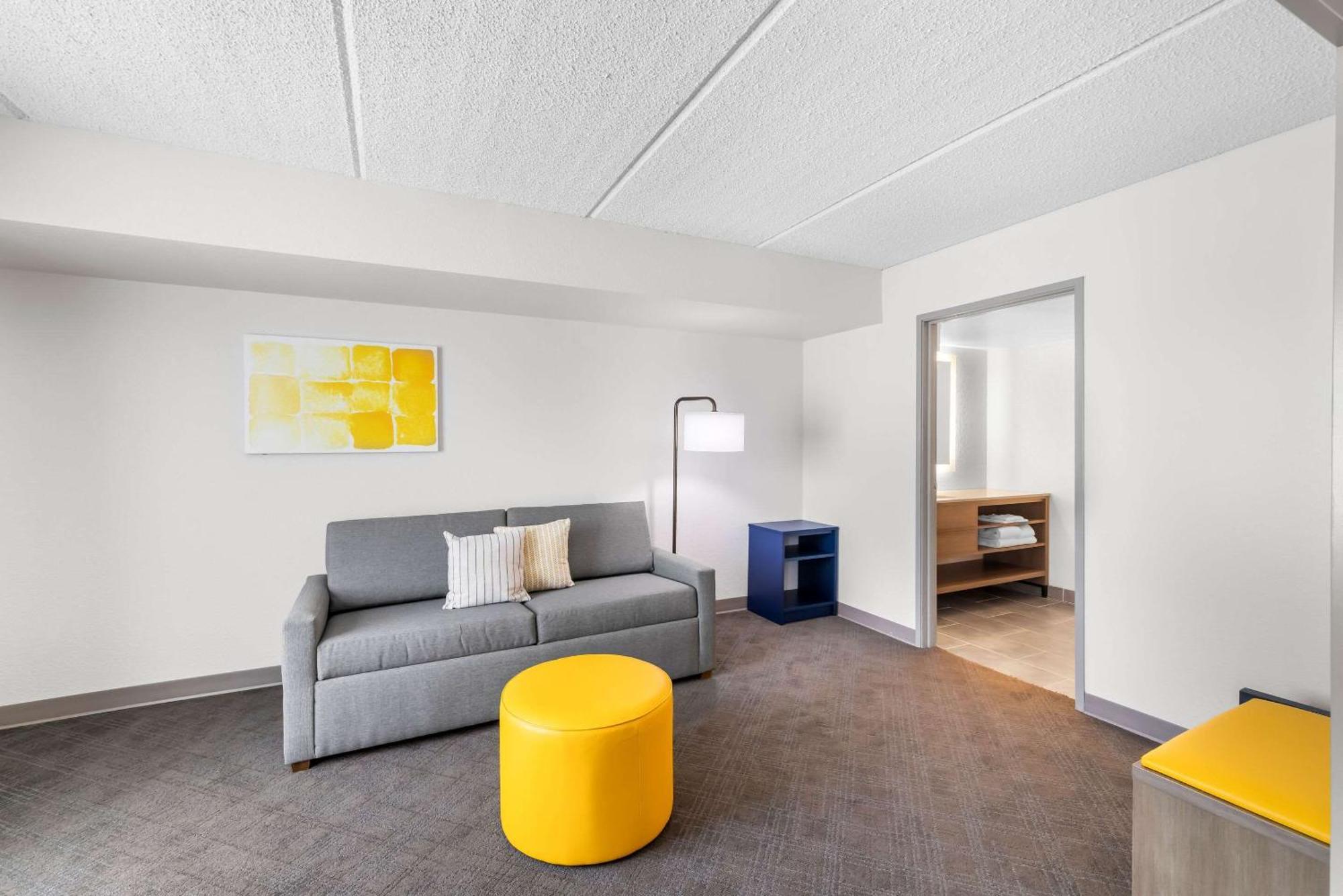 Comfort Suites Austin Airport מראה חיצוני תמונה