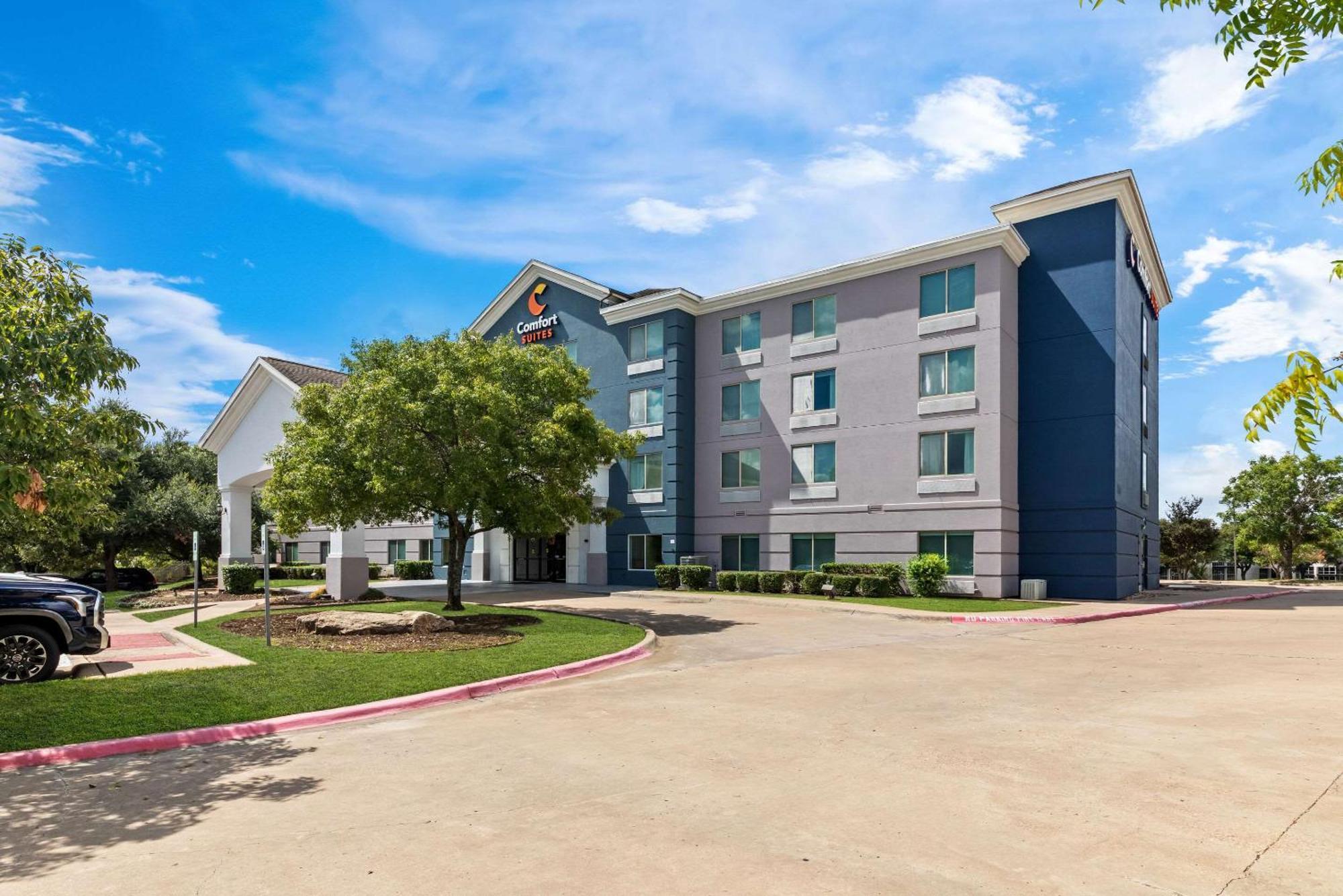 Comfort Suites Austin Airport מראה חיצוני תמונה