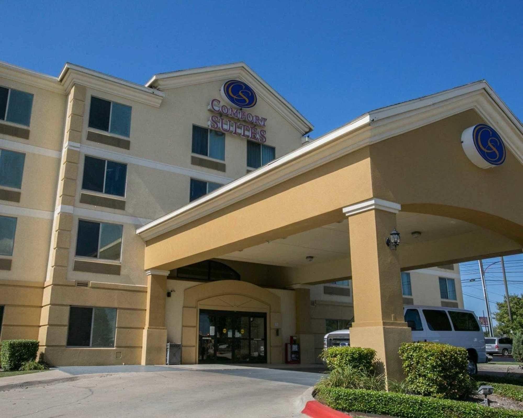 Comfort Suites Austin Airport מראה חיצוני תמונה