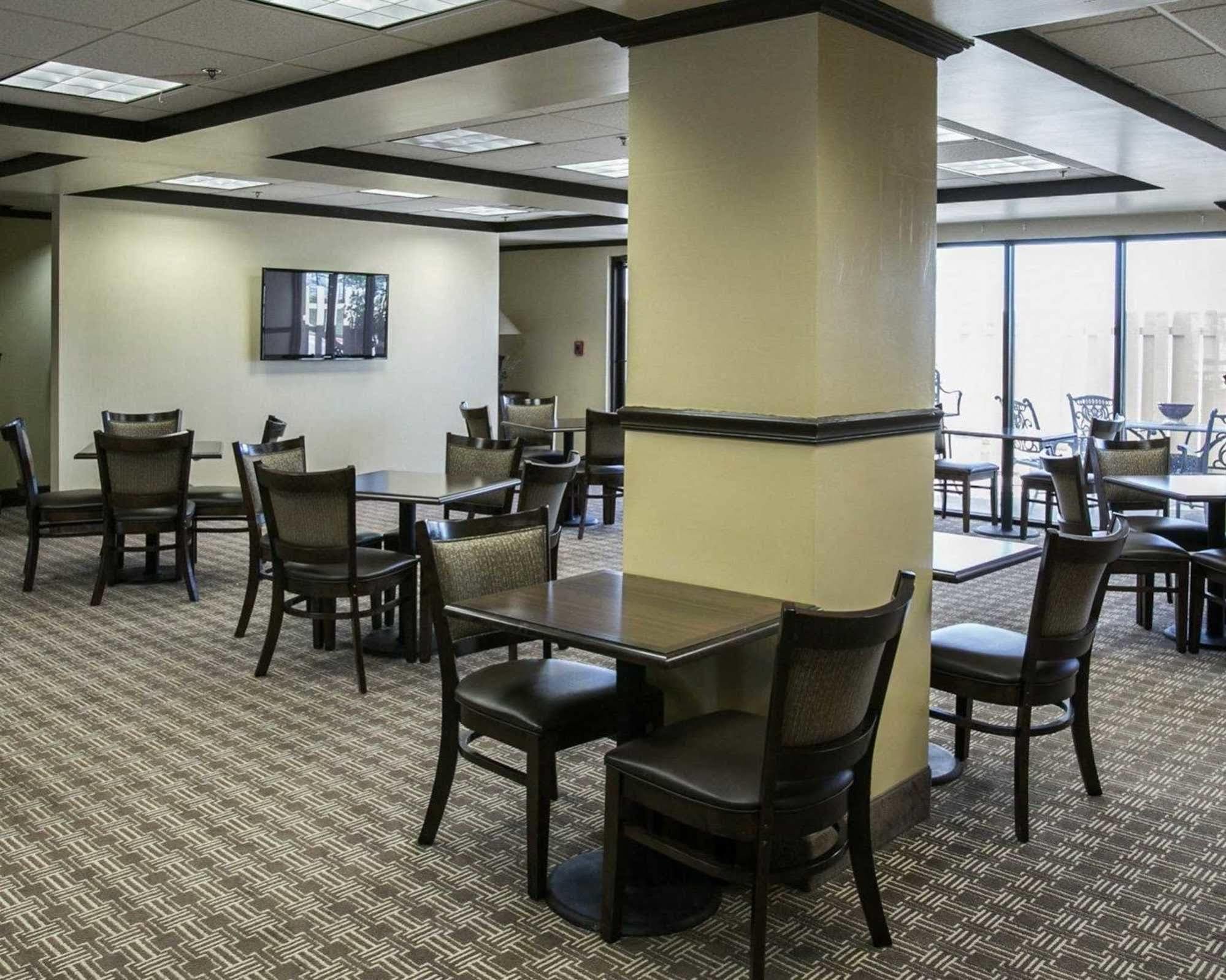 Comfort Suites Austin Airport מראה חיצוני תמונה