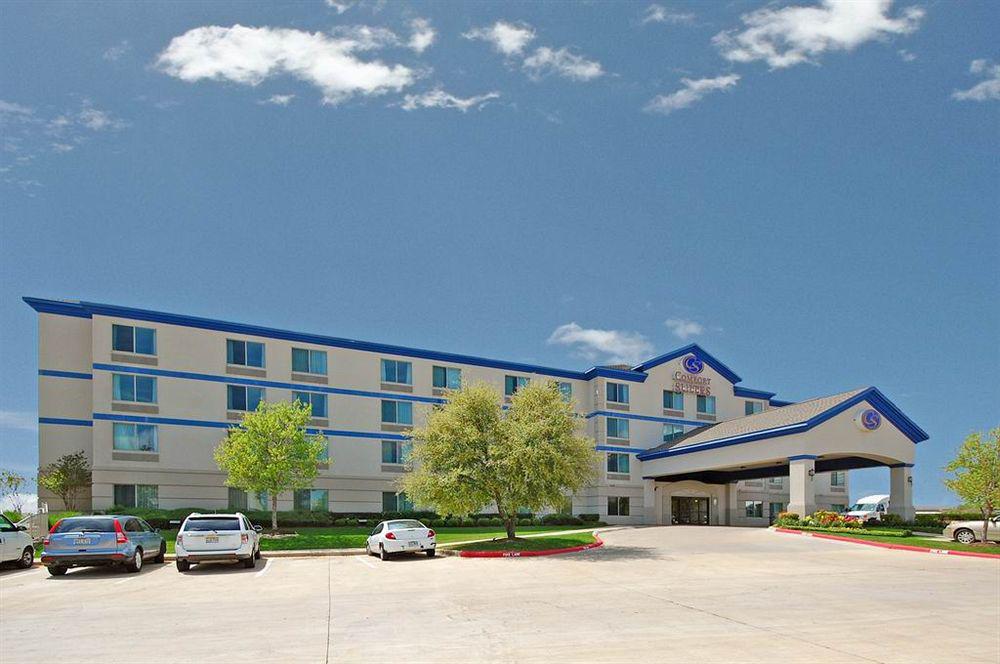 Comfort Suites Austin Airport מראה חיצוני תמונה
